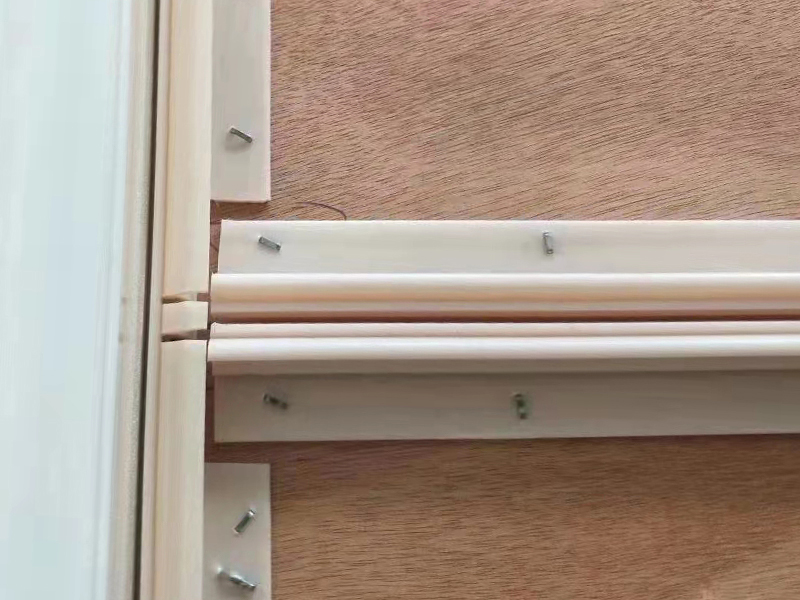 Highlights of Fabric Wall Track