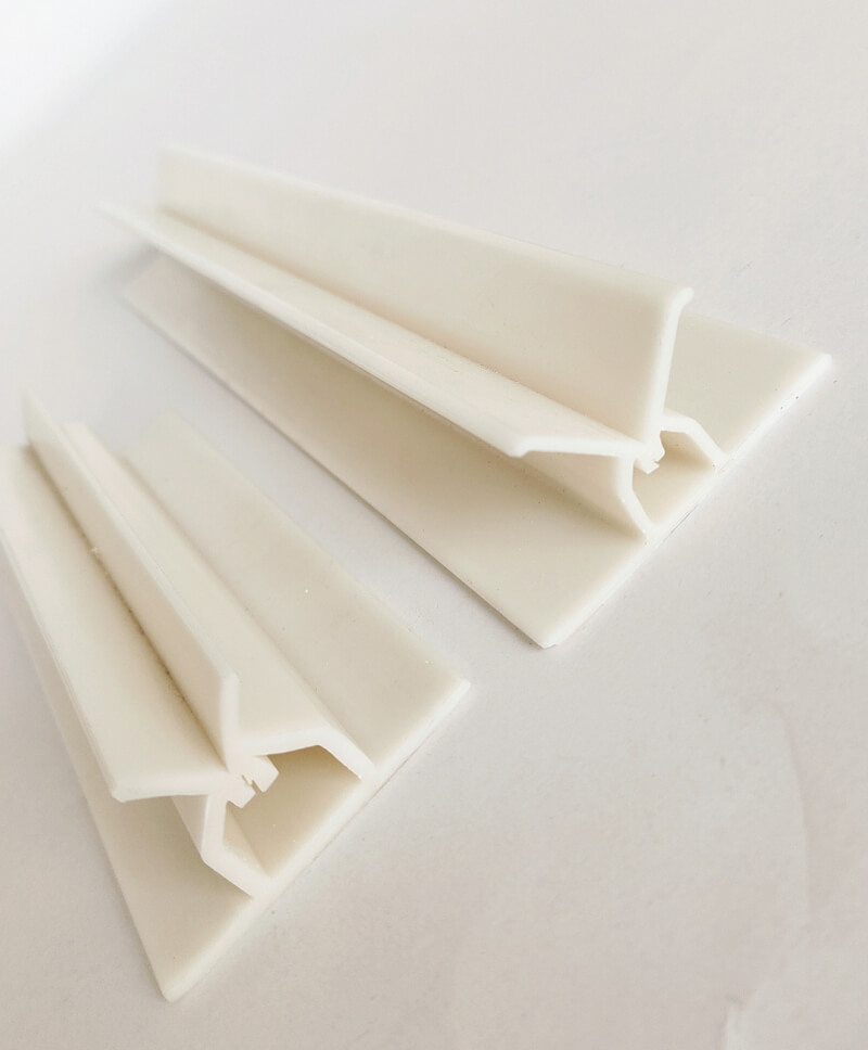 Ruizan Focuses on the Production of Customized Soft Packaging Strip Clip